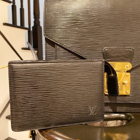 Louis Vuitton Monceau Epi Leather Bag - Picture 15 of 16